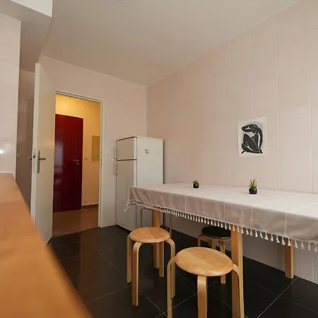 Confortable Et Lumineux A Belleville *