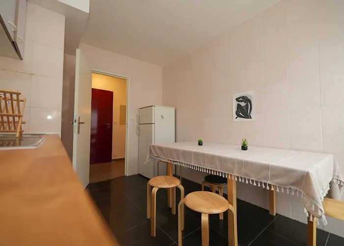Confortable Et Lumineux A Belleville *
